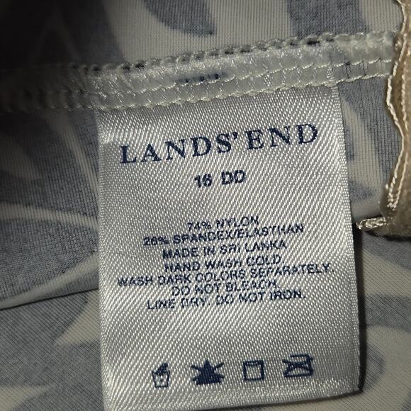 Lands End Takini Top Women 16 DD V Neck Shelf Bra Tile Print Swimwear Vacation - Picture 9 of 9